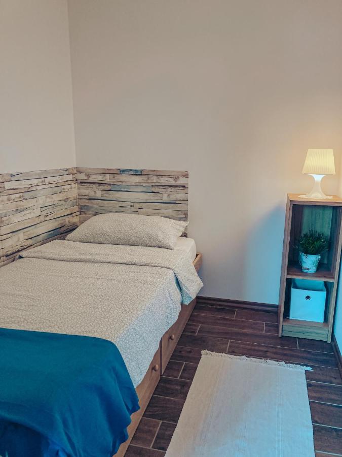 Apartments Ivanovic Idrija Eksteriør bilde