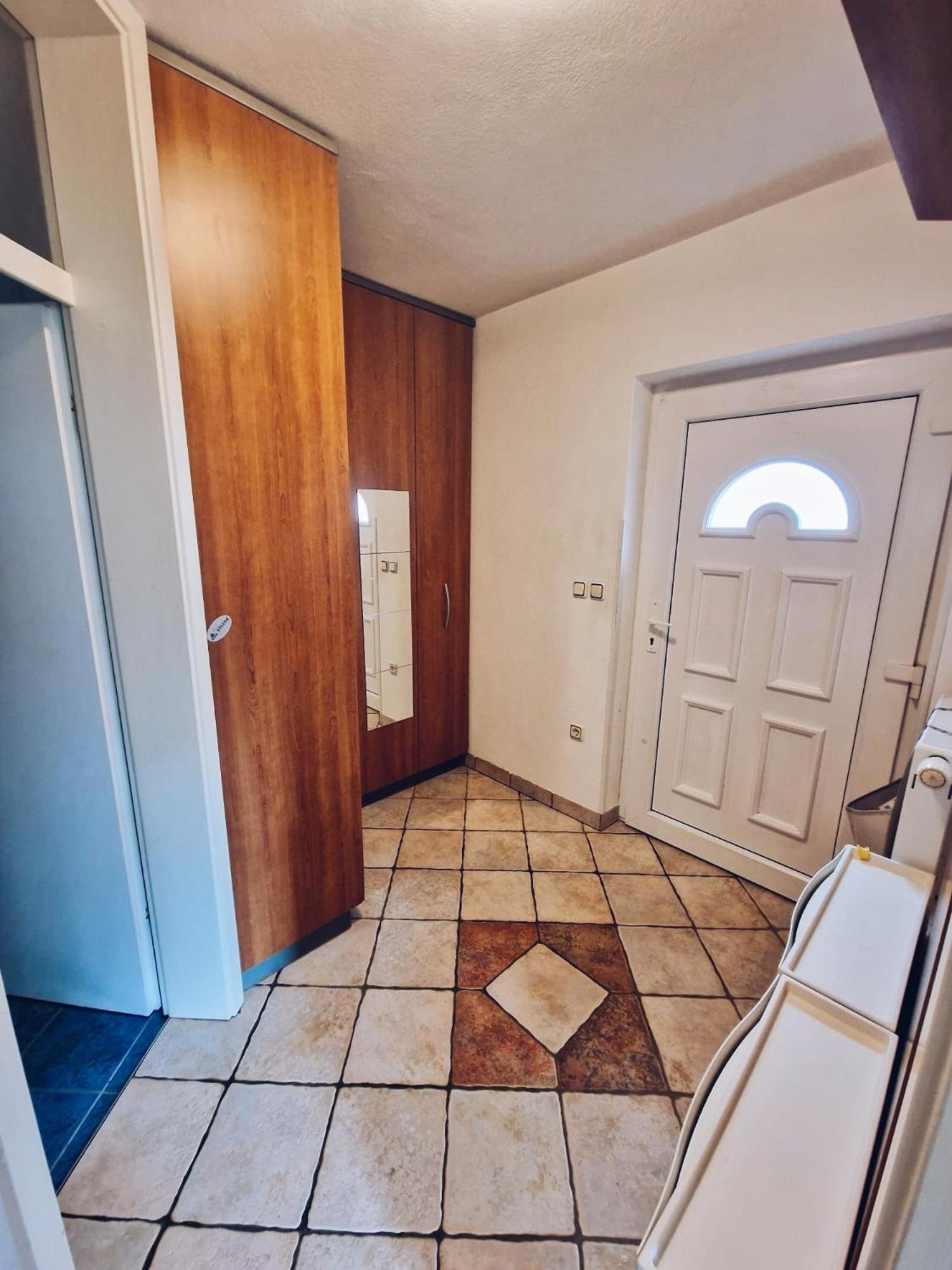 Apartments Ivanovic Idrija Eksteriør bilde